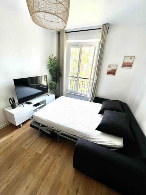 La Maison Cosy Paris Centre - Metro - Wifi Ле-Кримлен-Бисетр Экстерьер фото